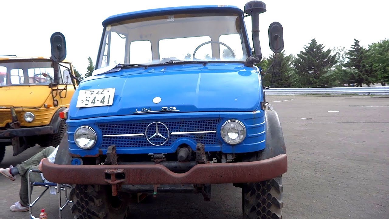 働く車 Mercedes-Benz UNIMOG メルセデスベンツ ウニモグ - YouTube