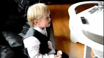 Fredrik - Møkkamann.mp4 Fredrik - Møkkamann.mp4