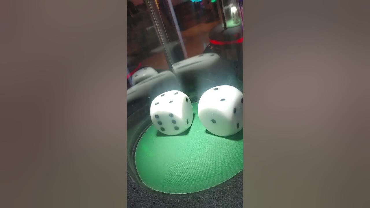 pop-up-bubble-craps-dice-machine-at-stratosphere-las-vegas-winning