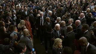 Fmr. Presidents Obama, Biden and Clinton arrive to services for Rev. Jackson