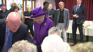 Queen visits King George VI Day Centre for the elderly in Windsor - 5 News
