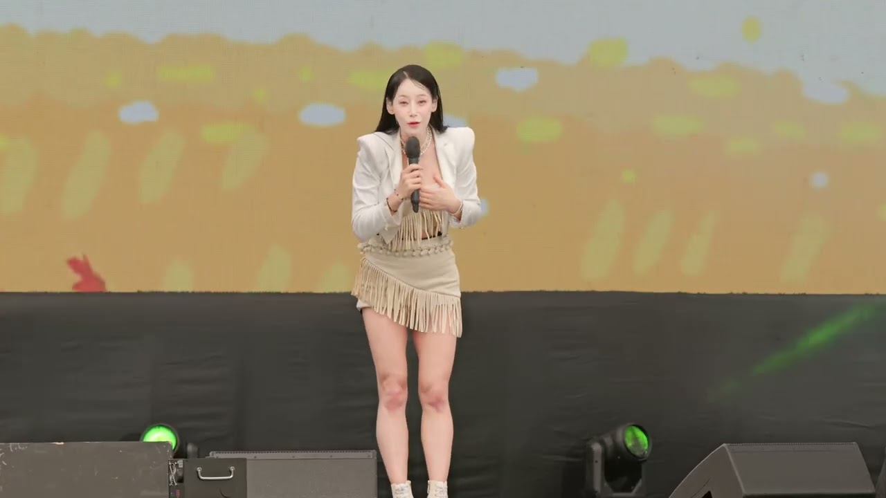 지원이 4k 풀타임 26분 공연 점촌점빵길 가을음악회 2025.10.19. 경북 문경