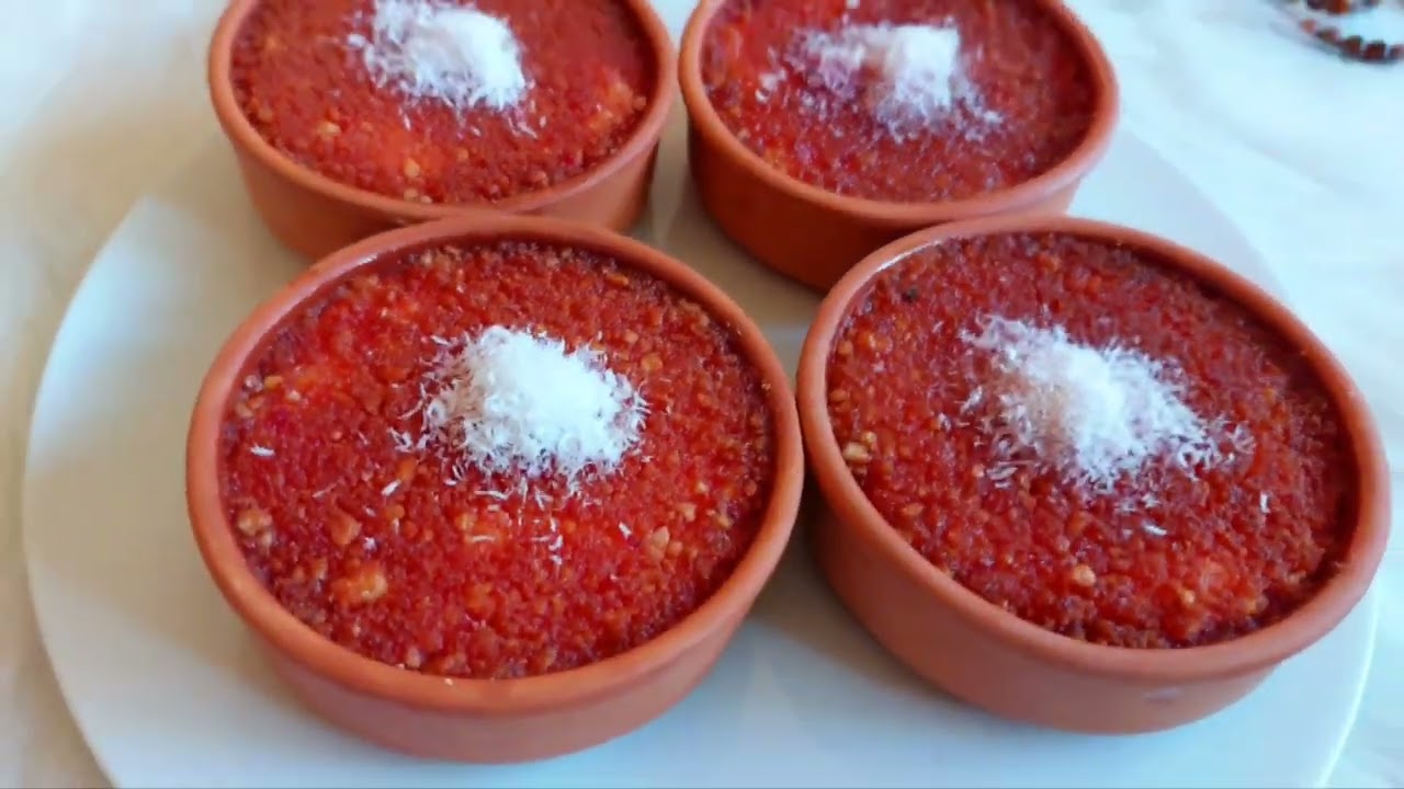 الدنيا علمتنا الي ما بحتاجه اليوم راح نحتاجه بكرا من فتات الخبز البايت عملت صنف حلو فاخر وبقسماط مت