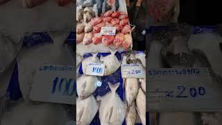 Рыбный рынок Паттайя, покупаю морепродукты, выбор поражает #pattaya #морепродукты