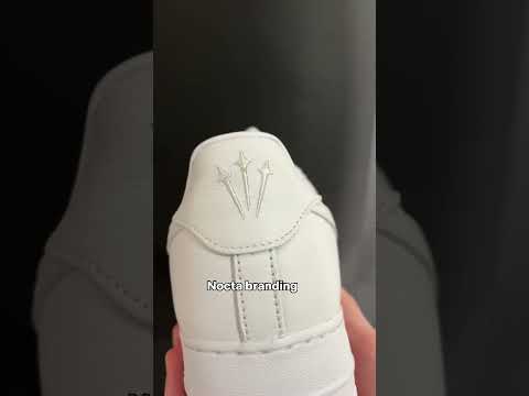 Drake’s shoes were