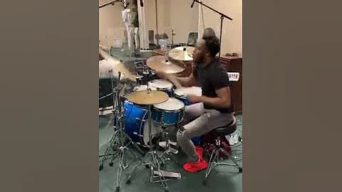 Dennis Burks Praise Break On Drums