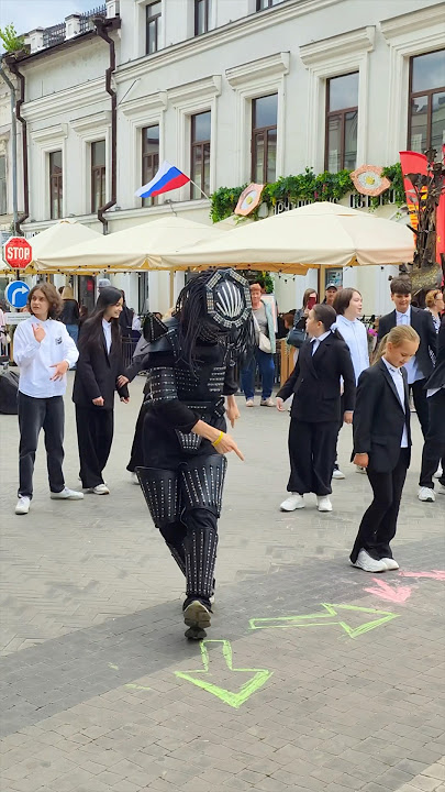 LITTLE GIRL DANCING 🤯⭐️ TUZELITY TEACHING SHUFFLE 😱🔥