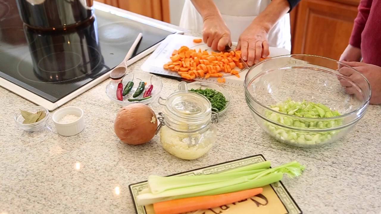 GARBANZO SOUP // Quick and Easy // Authentic Brazilian Secret Recipe - YouTube