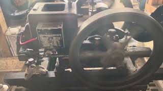 クボタ石油発動機 箱型マグネット式 少し低速運転！ - YouTube