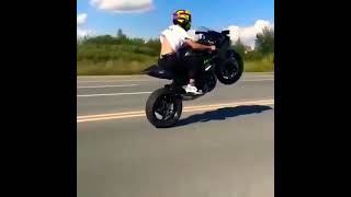 Kawasaki Ninja h2r insane wheelie