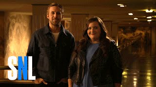 SNL Host Ryan Gosling \& Aidy Bryant Wail on Their Pecs