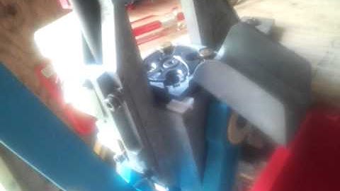 Dillon Square Deal b primer flip solution sdb