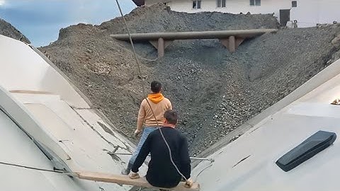 Barge unloading 4300 tons of phosphate rock - smooth rock flow, relaxing - Vlog of work on barge