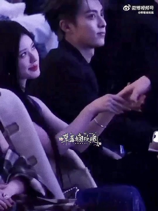 《 Weibo Night 2023 》 Zhao Lusi Liu Yuning • 赵露思 刘宇宁 😈