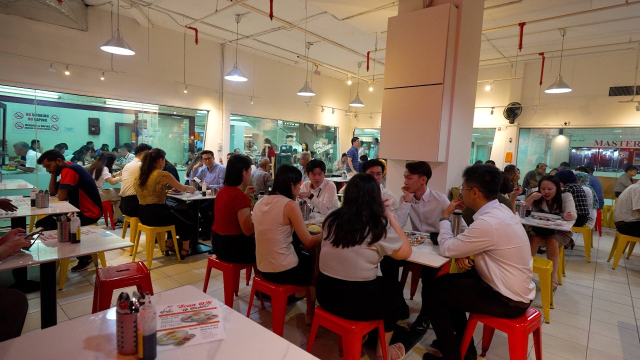 Locals queue daily for HAINANESE CHICKEN RICE by a chef with 20 years of hotel experience!