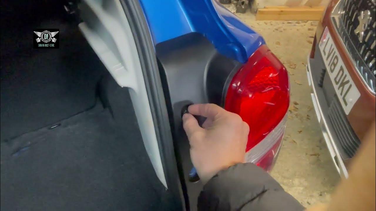 Nissan Micra K13 rear brake,side,indicator, reverse light bulbs removal