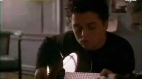 *Green Day*  Good Riddance(Time of Your Life) *OFFICAL MUSIC VIDEO*
