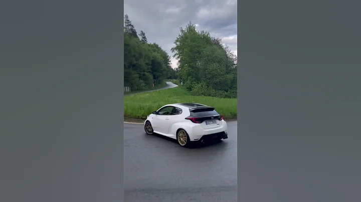 Rainy Sunday with GR Yaris 🌧️ - 天天要聞