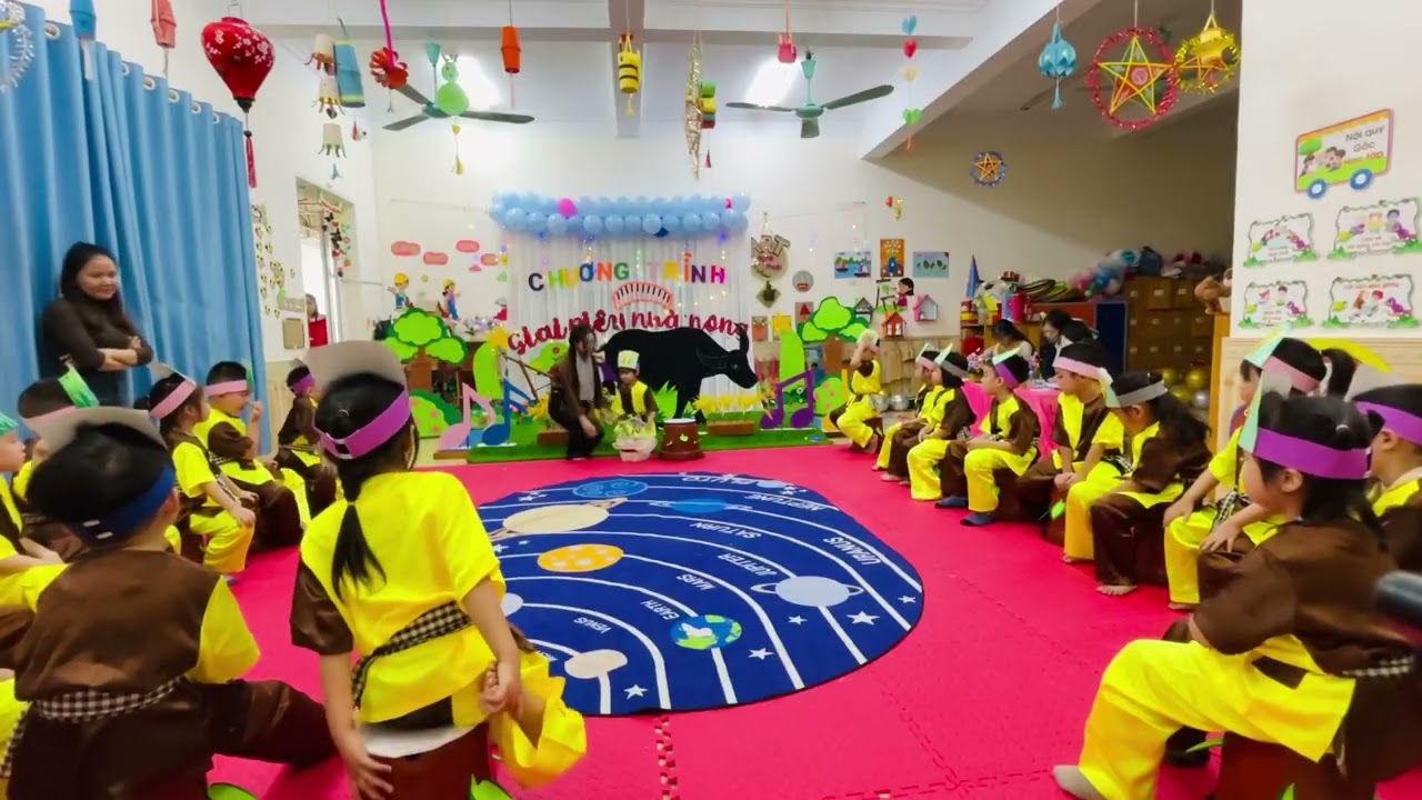 Nghe hát đưa cơm cho mẹ đi cày