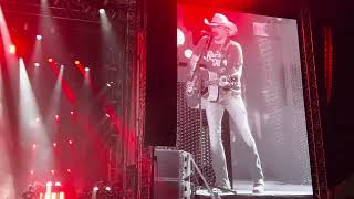 CRAZY TOWN! ~ Jason Aldean LIVE!