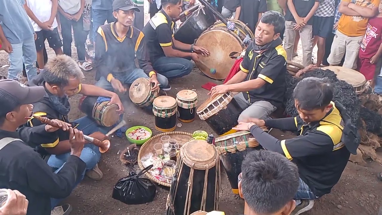 KIDUNG BUBUKA MEKAR SAWARGI