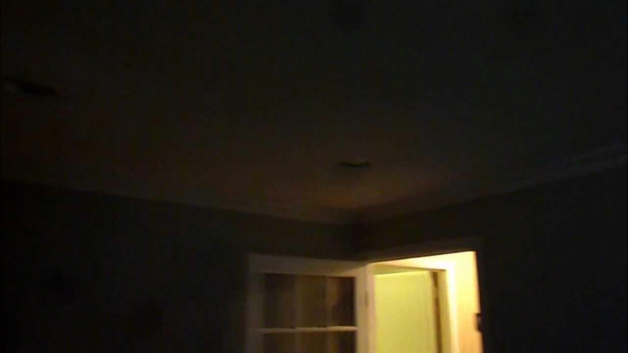 Multiple CFL lights on a dimmer switch. Bad idea. YouTube