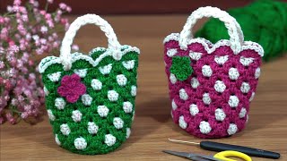 How to crochet a cute 🥰 bag #woolen crochet bag making #Easy crochet project #woolen design