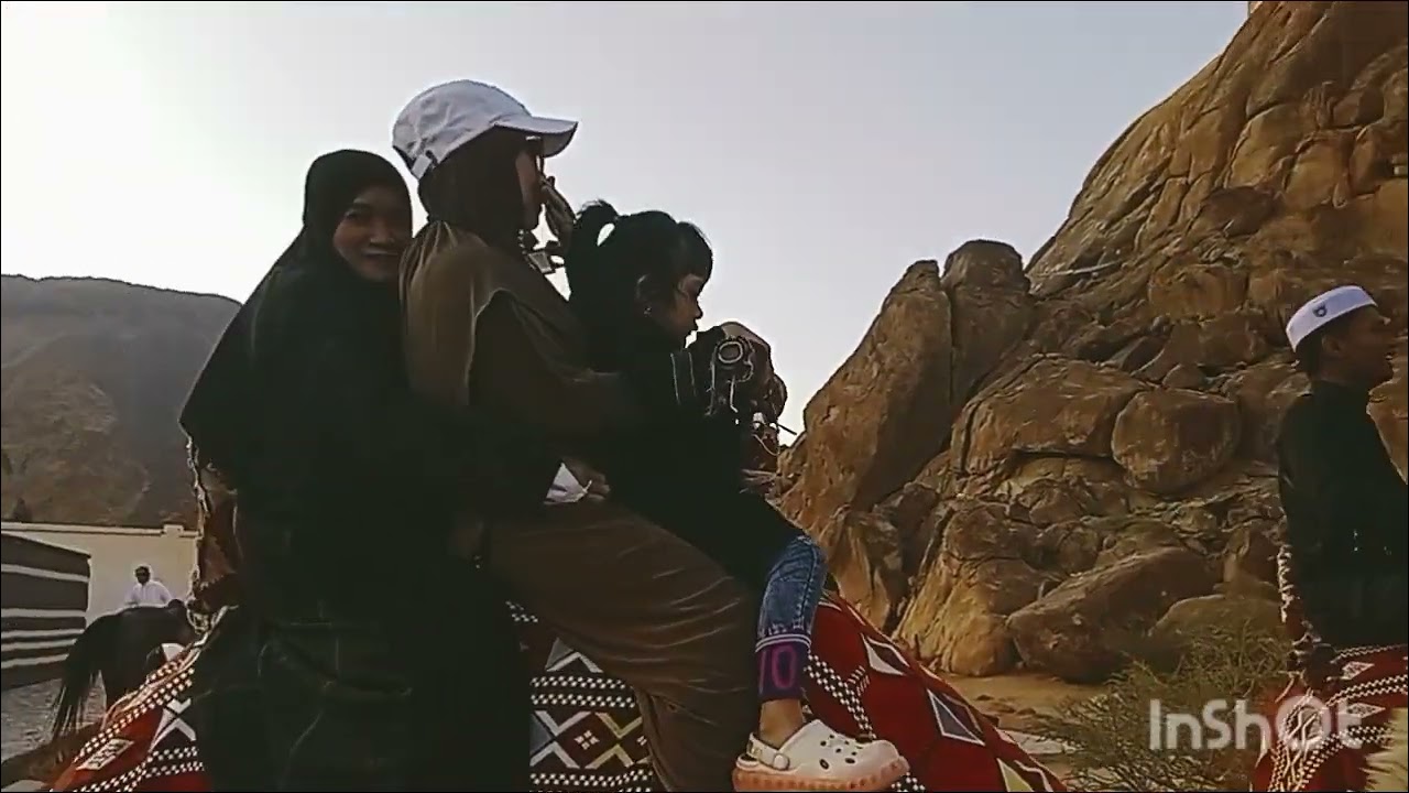 জামাই খোকনের সাথে 'জিন পাহাড়' দেখতে যাওয়া, পবিত্র মদিনা, সৌদি আরব। ০৯/০১/২০২৬