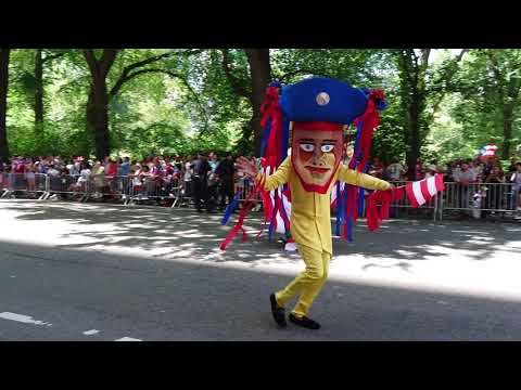 national-puerto-rican-day-parade-new-york-city-nyc-2019-june-9---real-sounds-desfile-puertorriqueño