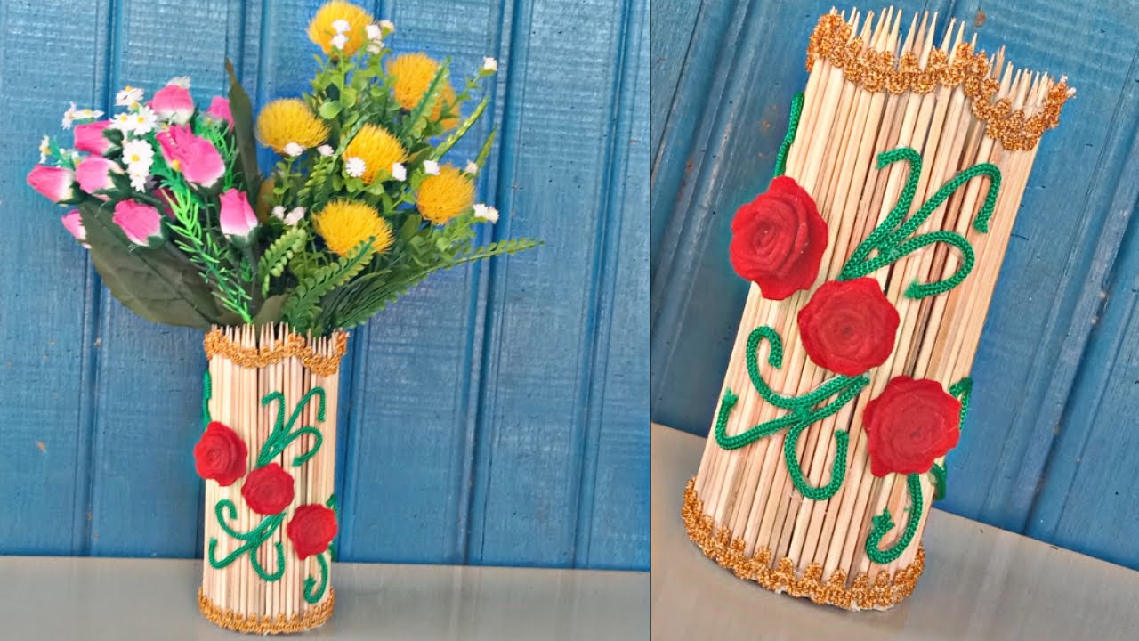 Vas bunga  dari tusuk sate botol bekas  Flower vase  of 