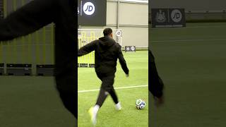 You gotta wait for it 😮‍💨⚽️