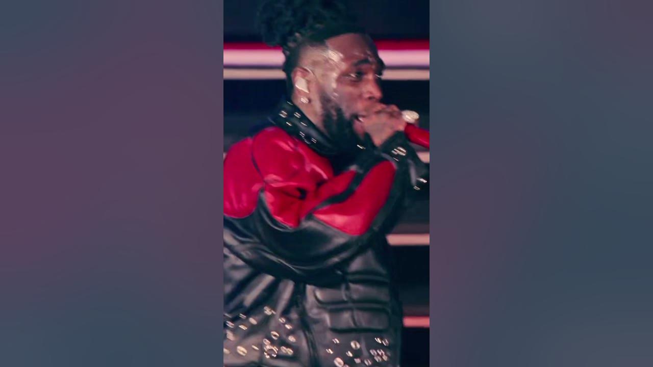Burnaboy performing classic βAnybodyβ in London stadium! ποΈπ₯ Burnaboy performing classic βAnybodyβ in London stadium! ποΈπ₯