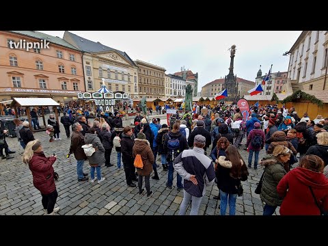 Video: Malinové Obálky