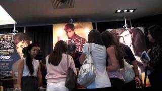 Enrique Iglesias Autograph Session At Sears