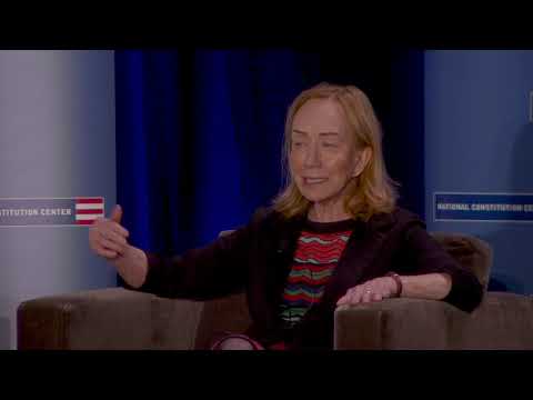 วีดีโอ: Doris Kearns Goodwin มูลค่าสุทธิ: Wiki, แต่งงานแล้ว, ครอบครัว, แต่งงาน, เงินเดือน, พี่น้อง