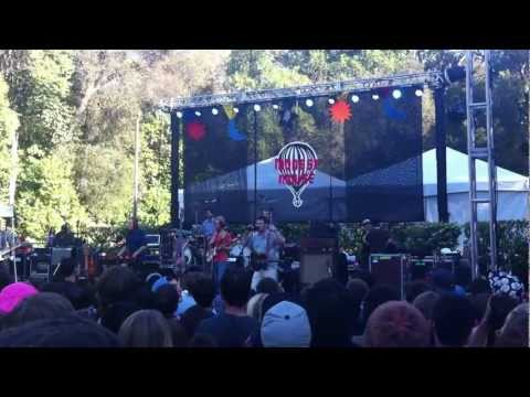 Modest Mouse NEW SONG "Heart of Mine" Live @ Stanford 5/19/12