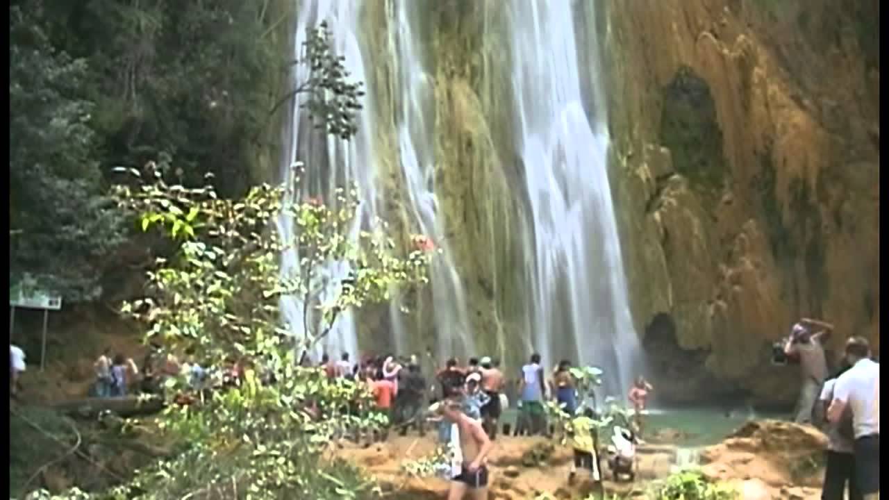 Водопад ла Хальда в Доминикане