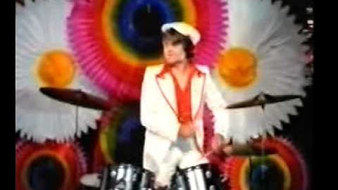 The Rubettes - Sugar Baby Love ( TOTP ) 1974