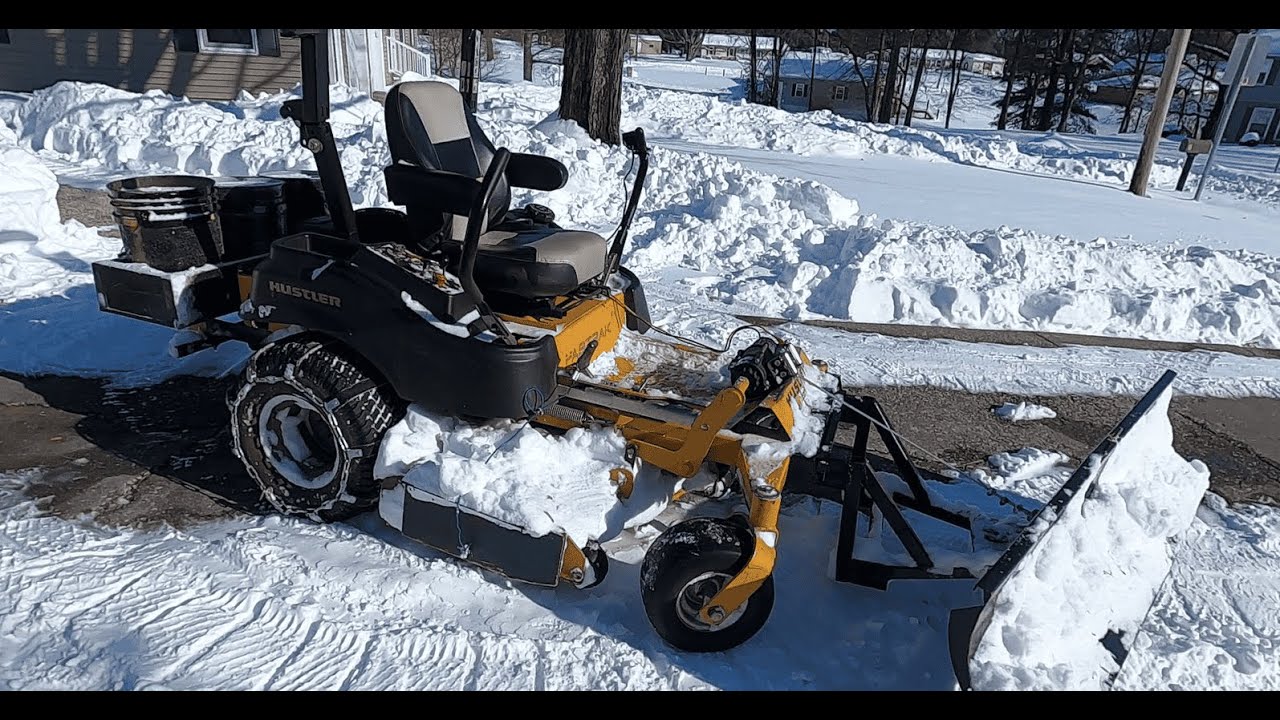 Snowplow on zero-turn mower