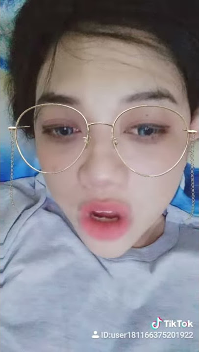 Cewek Lagi gabut di malam jumat