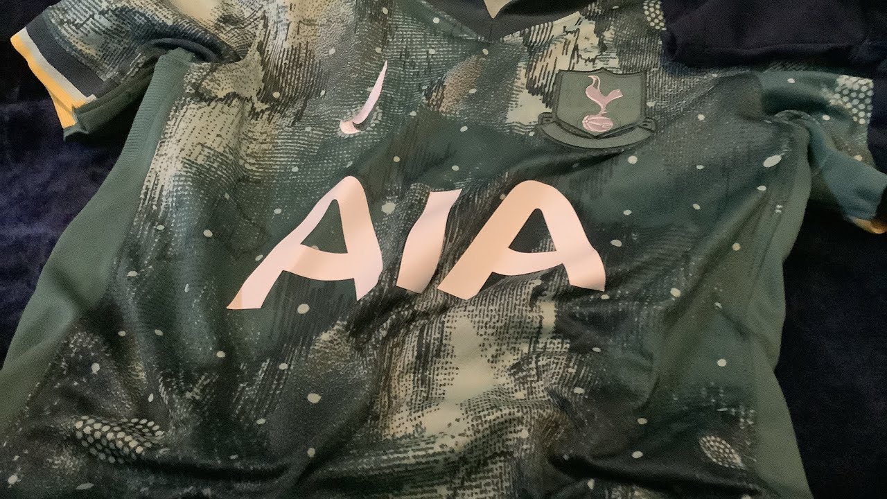 FOOTBALL SHIRT COLLECTION