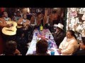 Mi papa cantando el tema sin fortuna con mariachi!