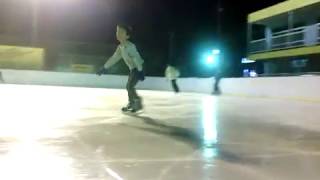 スマホに氷をかけてみた　アイススケート　小学３年生