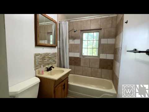 404 Massachusetts Sheet, St Joseph, MO home video tour