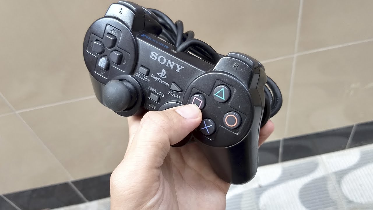 Controle PS4 Dualshock 4 Gol com desconto de % no Paraguai