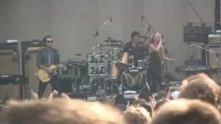 Metric- &quot;Satellite Mind&quot; (HD) Live at Lollapalooza on August 8, 2010