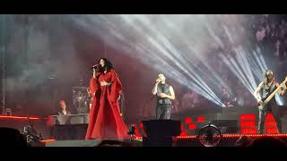 Laura Pausini in Concerto in Piazza San Marco Venezia.  Il lato destro del cuore