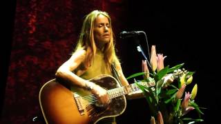 Video thumbnail of "Heather Nova, Lie down in the bed you've made, AB, Brussels, Belgium, 29.10.2015"