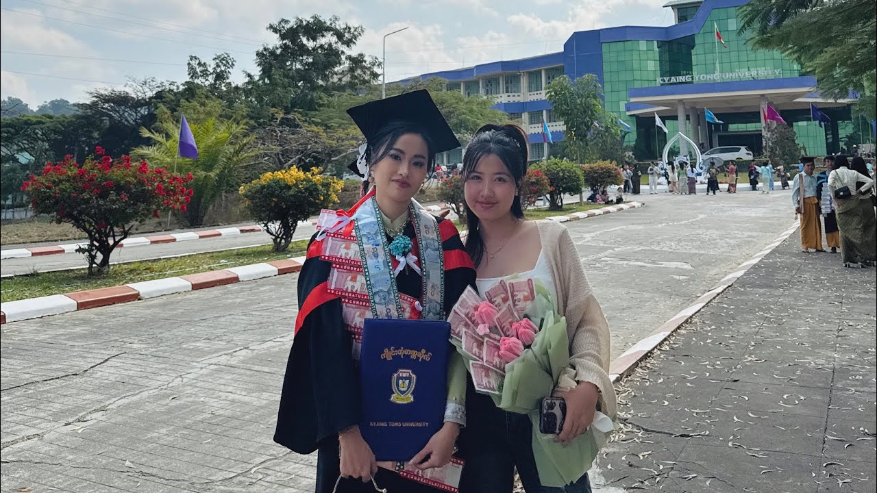 งานรับปริญญานางเอกของทุกคน!!