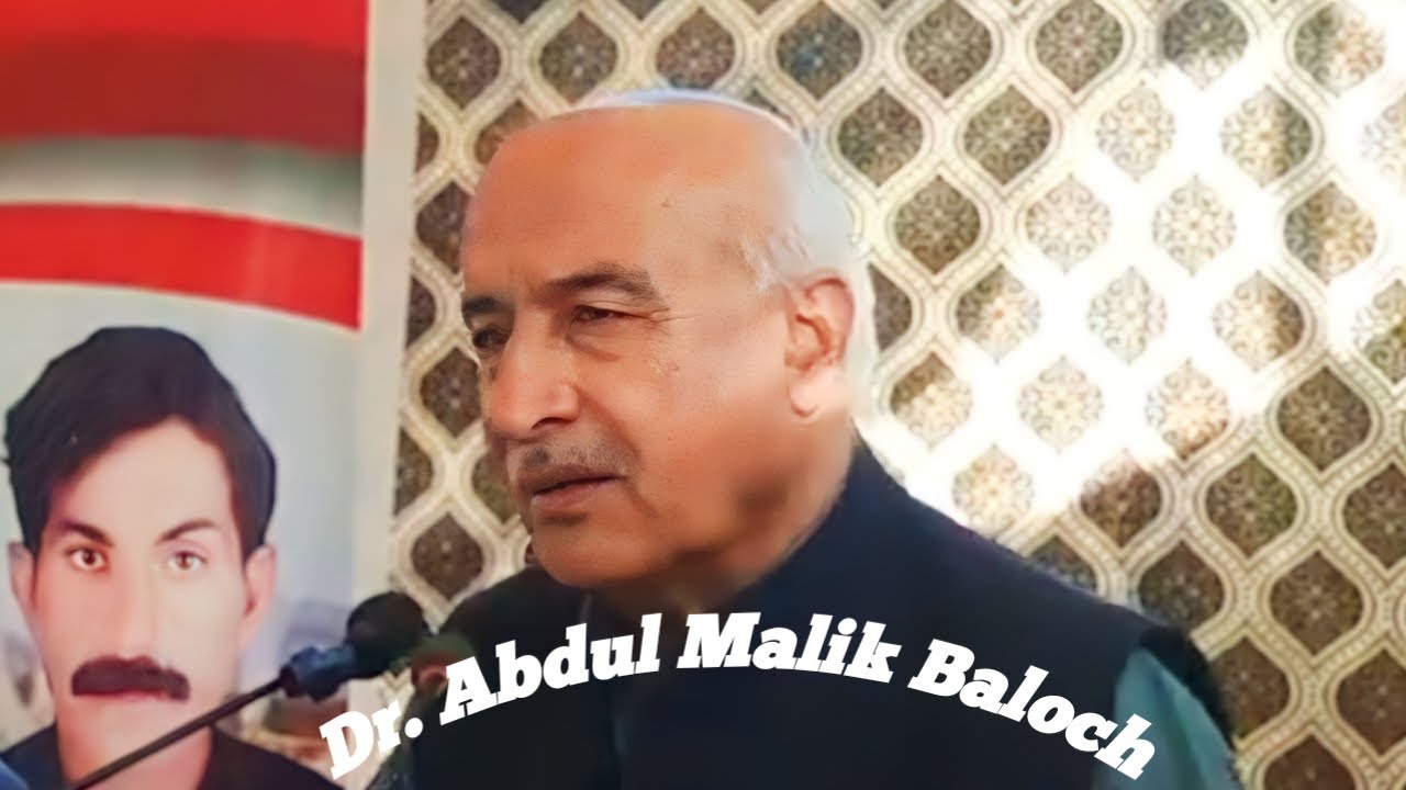 Dr. Abdul Malik Baloch is addressing the joining program in Shahi Tump.